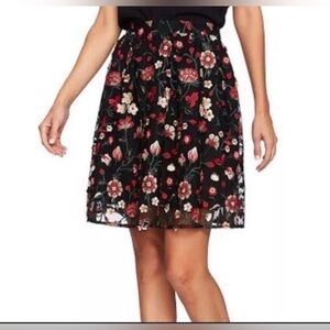 NWOT CeCe Black and Red Overlay Sequin Embroidered Flower Full Skirt